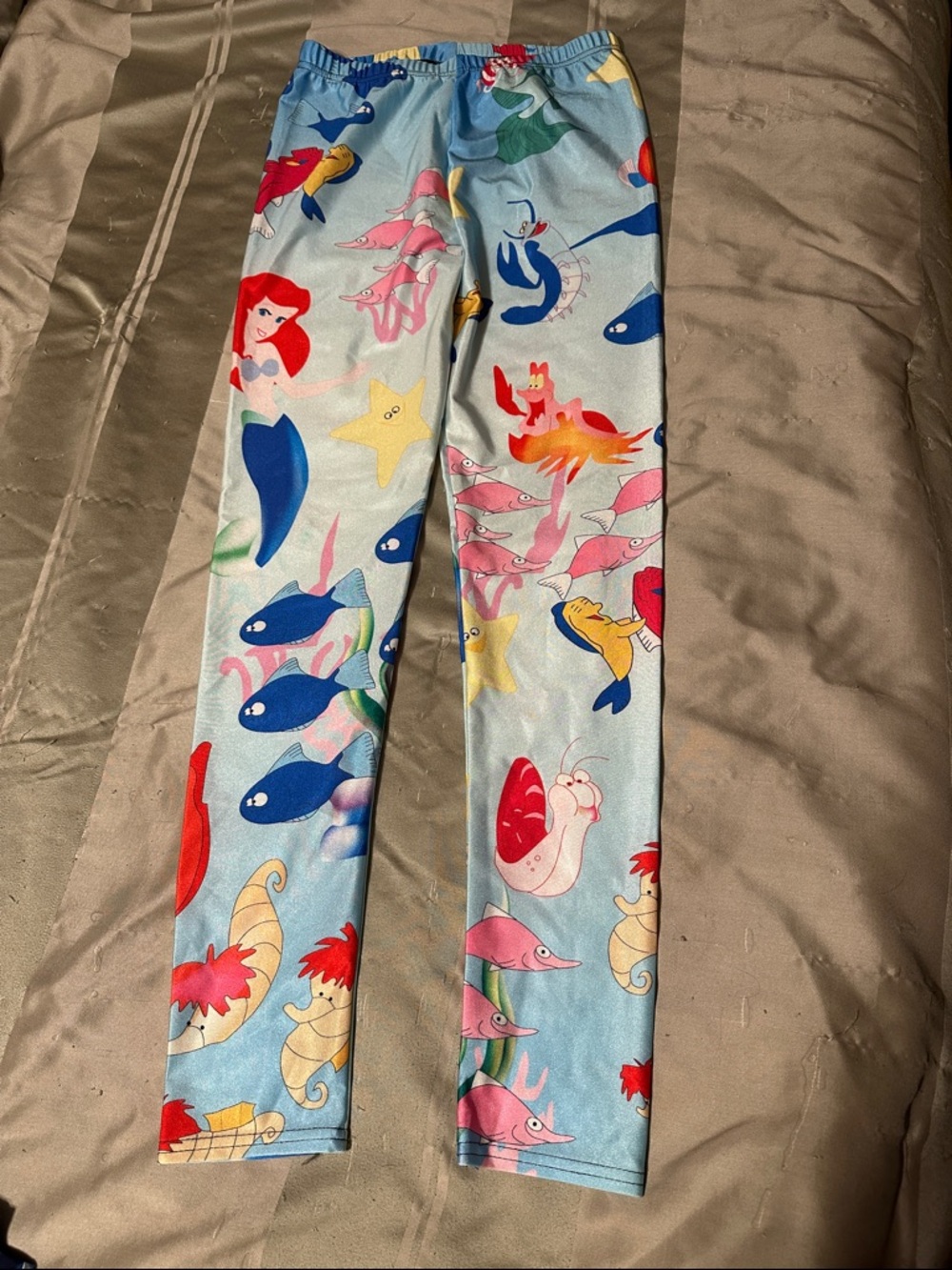 Women’s size L Leggings The Little Mermaid